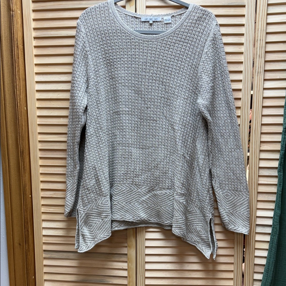 Elegant Beige Crew Neck Sweater